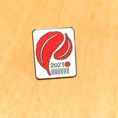 2021年版赤い羽根共同募金のピンバッヂの画像