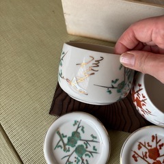 昭和レトロ蓋つき陶器の画像