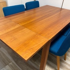 ダイニングテーブルセットの画像