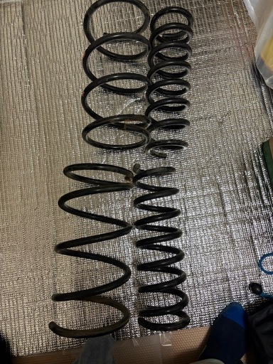 デリカd5純正サス