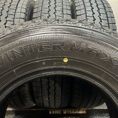 DUNLOP WINTER MAXX SV01 195/80R15 107/105L LT 15インチ スタッドレス 4本 20年製 バリ溝 ハイエース キャラバン等　(KTJ405)クレジットカード QRコード決済可能の画像
