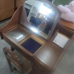 値下げ7,000円‼️美品 激安 ドレッサーデスク 早い者勝ち‼️の画像