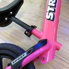 ストライダーとストライダーバッグのセット(美品)の画像