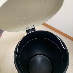 ご検討中　
ニトリ　ゴミ箱 の画像