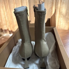 ほぼ未使用　ZARA ブーツ38(24.5)★辻堂まで！の画像