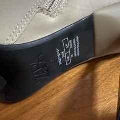 ほぼ未使用　ZARA ブーツ38(24.5)★辻堂まで！の画像