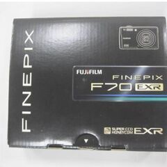 【実用美品】　富士フイルム　デジタルカメラ　FinePix F70EXR　動作良好　バッテリー付き　充電器付き　付属品あり　シルバー　FUJIFILMの画像