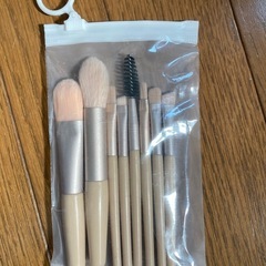 メイクブラシセット　8本入り