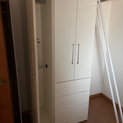 （決定
）衣装用キャビネット