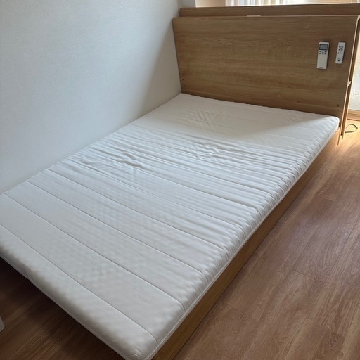 ダブルベッド ニトリベッド➕マットレス