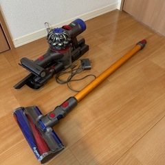 【商談中】Dyson v8 fluffyの画像