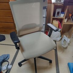 PCチェアー(高さ調整機能付き!)