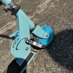 キックボード🌿夜間車輪発光の画像