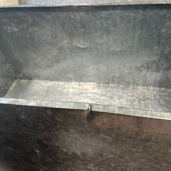 ブリキ缶　①の画像