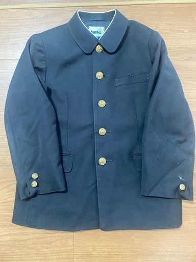 津田小学校の制服と体操服一式