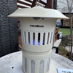 防雨型 nedius 吸引式捕虫機　NMT-15B1LG
