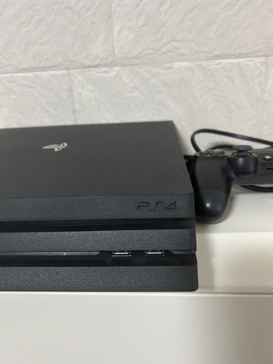 PS4pro cuh-7100B 1TB