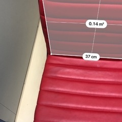 ⭐️赤のスツール　ハイチェアの画像