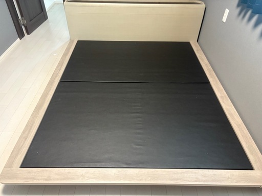 クイーン　　ベッド　フレーム