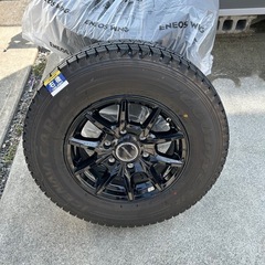 ハイエース　スタッドレス4本セット