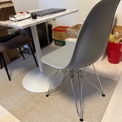 おしゃれダイニングチェアの画像