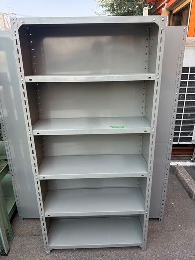 スチール棚　幕板付き　幅88 奥31 高さ180cm