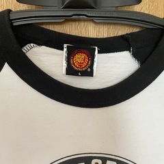新日本プロレス ライオンマーク Tシャツの画像