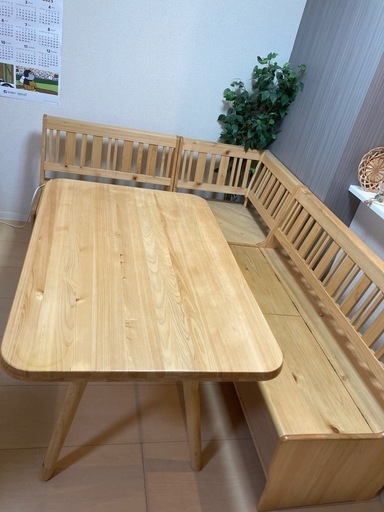 ダイニングテーブル、チェアセット（ベンチタイプ　）