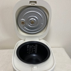 💐ご成約済💐炊飯器　無印良品　MJ-RC3A  3合炊きの画像
