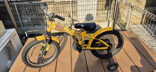 16インチ　補助輪つき自転車