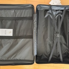 スーツケース　ジッパー大容量超軽量の画像