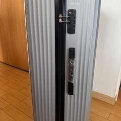 スーツケース　ジッパー大容量超軽量の画像