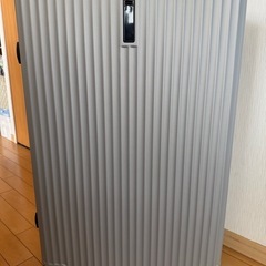 スーツケース　ジッパー大容量超軽量の画像