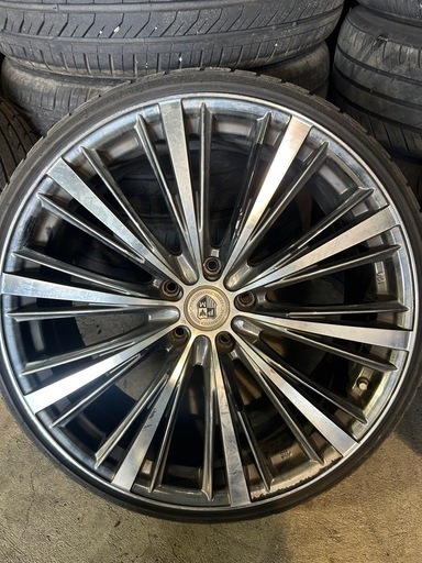 225/30R20  タイヤ付き