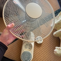 壁掛け扇風機　③