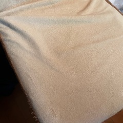 座椅子　食パン　かわいいの画像