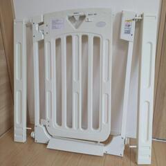 【美品3セット】日本育児　Smart Gate II　スマートゲイト2　拡張フレーム2本つきの画像