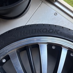 19インチホイールタイヤセットの画像