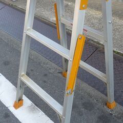 ★脚立　３段  アルミ　の画像