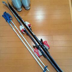 子ども用スキー板、スキー靴、ストック
