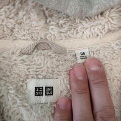 ★ユニクロ110パーカー★の画像