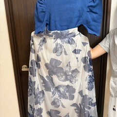 グレイル　スカートとトップス