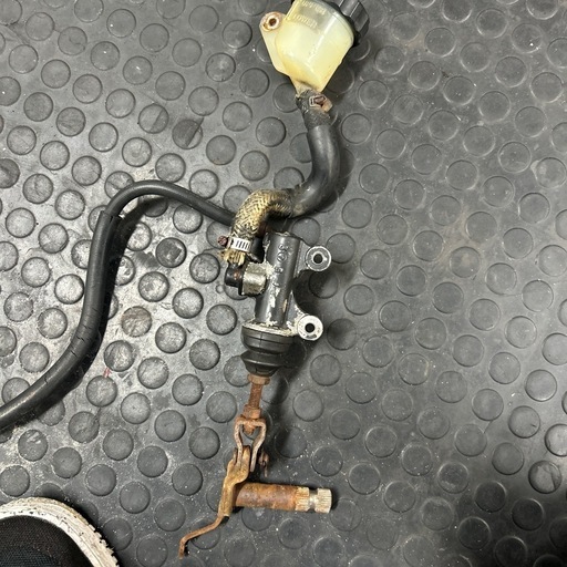 cbx400f 550f リアマスターシリンダー CBX400F リアマスターシリンダー