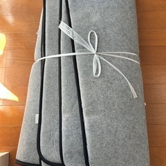 【ベルメゾン】ラグの下に敷くボリュームラグの画像