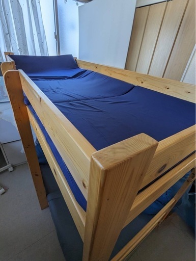 木製二段ベッド 187cm x 129cm x 108.5cm