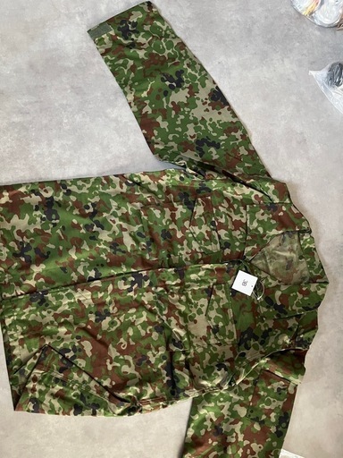 迷彩服上下セット