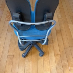 DUOREST 学習チェア　ブルーの画像