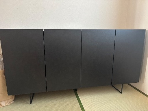 美品 高級感のあるブラックサイドボード