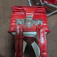 赤いランドセルの画像