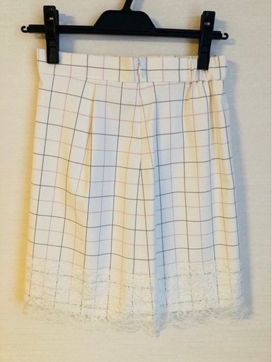 未使用品 ひざ丈スカート